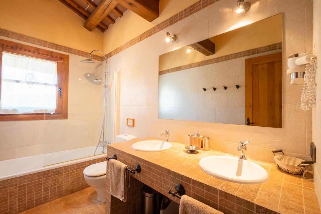 Cal Ros Bed & Breakfast Calonge de Segarra Ngoại thất bức ảnh